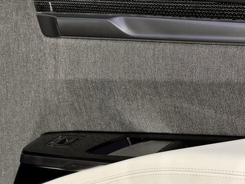 Certified 2026 Cadillac Escalade V w/ LPO, ONYX Package image 31