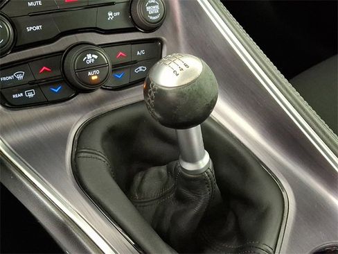 Used 2018 Dodge Challenger R/T w/ Sound Group image 17