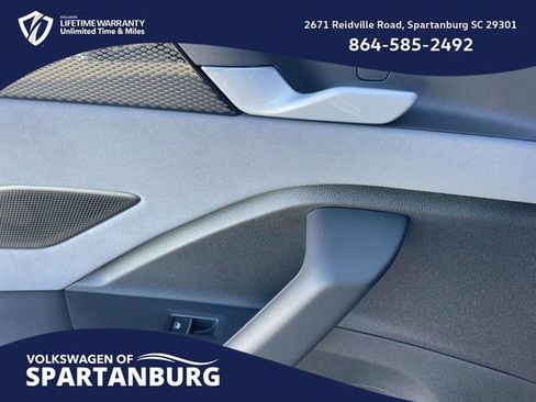 New 2026 Volkswagen Tiguan SE R-Line image 14