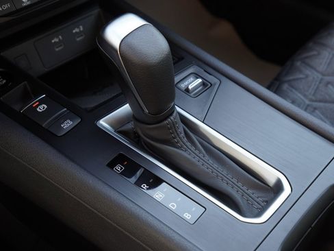 New 2026 Nissan Kicks SV image 15