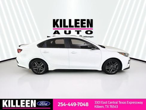 Used 2020 Kia Forte GT-Line w/ GT-Line Premium Package FWD image 10