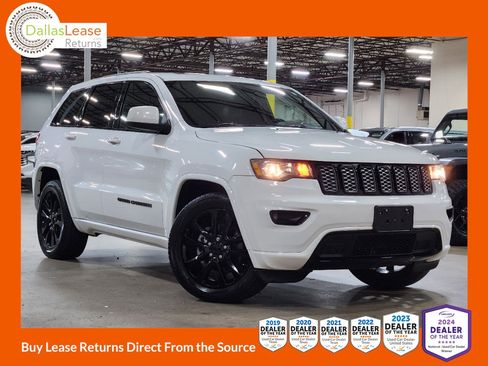 Used 2019 Jeep Grand Cherokee Altitude image 1