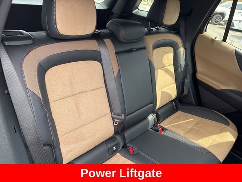 Used 2025 Chevrolet Equinox ACTIV w/ Safety and Technology Package image 22