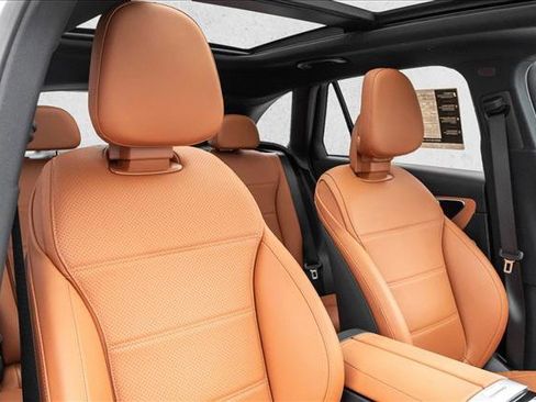 Certified 2026 Mercedes-Benz GLC 300 4MATIC image 28