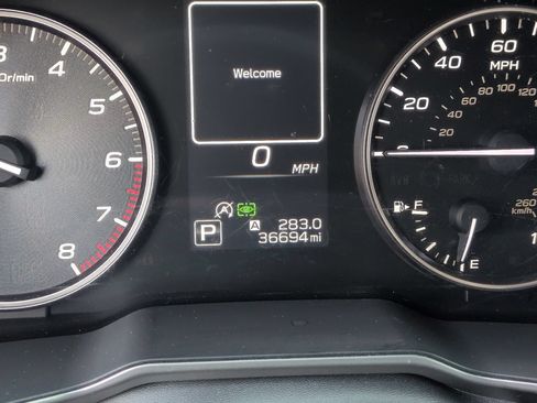 Used 2020 Subaru Outback Touring w/ Popular Package #2 AWD/4WD image 21