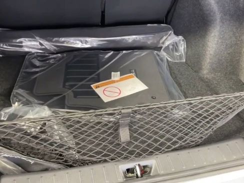 New 2025 Nissan Versa SV w/ Trunk Package image 30