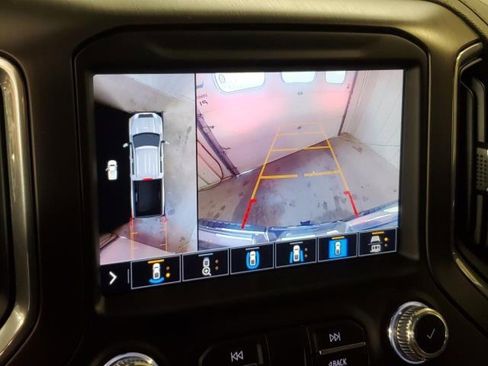 Used 2022 GMC Sierra 2500 AT4 w/ AT4 Premium Plus Package image 27