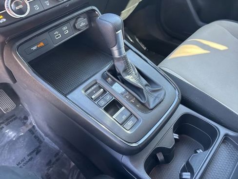 Certified 2025 Honda CR-V EX image 15