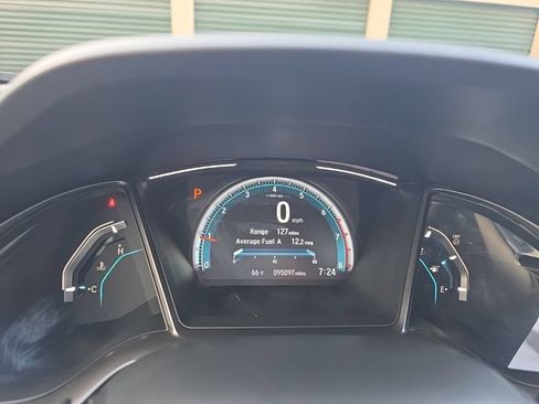 Used 2019 Honda Civic EX image 25