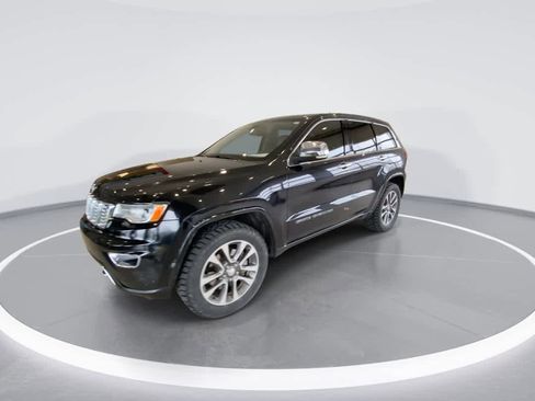 Used 2017 Jeep Grand Cherokee Overland image 4