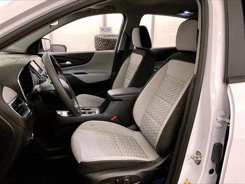 Used 2024 Chevrolet Equinox LS w/ LS Convenience Package AWD/4WD image 24