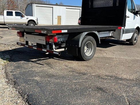 Used 2018 Mercedes-Benz Sprinter 3500 image 7