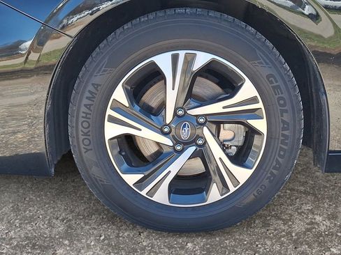 Used 2023 Subaru Legacy Limited image 7