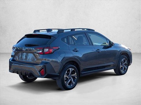 Used 2024 Subaru Crosstrek 2.0i Premium image 5