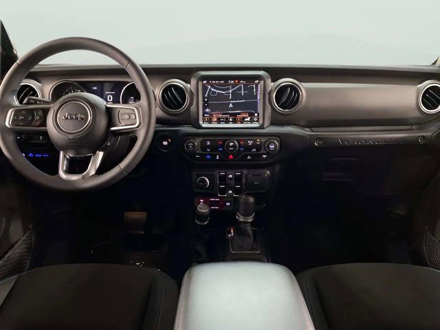 Used 2023 Jeep Wrangler Unlimited Rubicon 4xe AWD/4WD image 12
