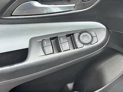 Used 2025 Buick Envista Preferred FWD image 12