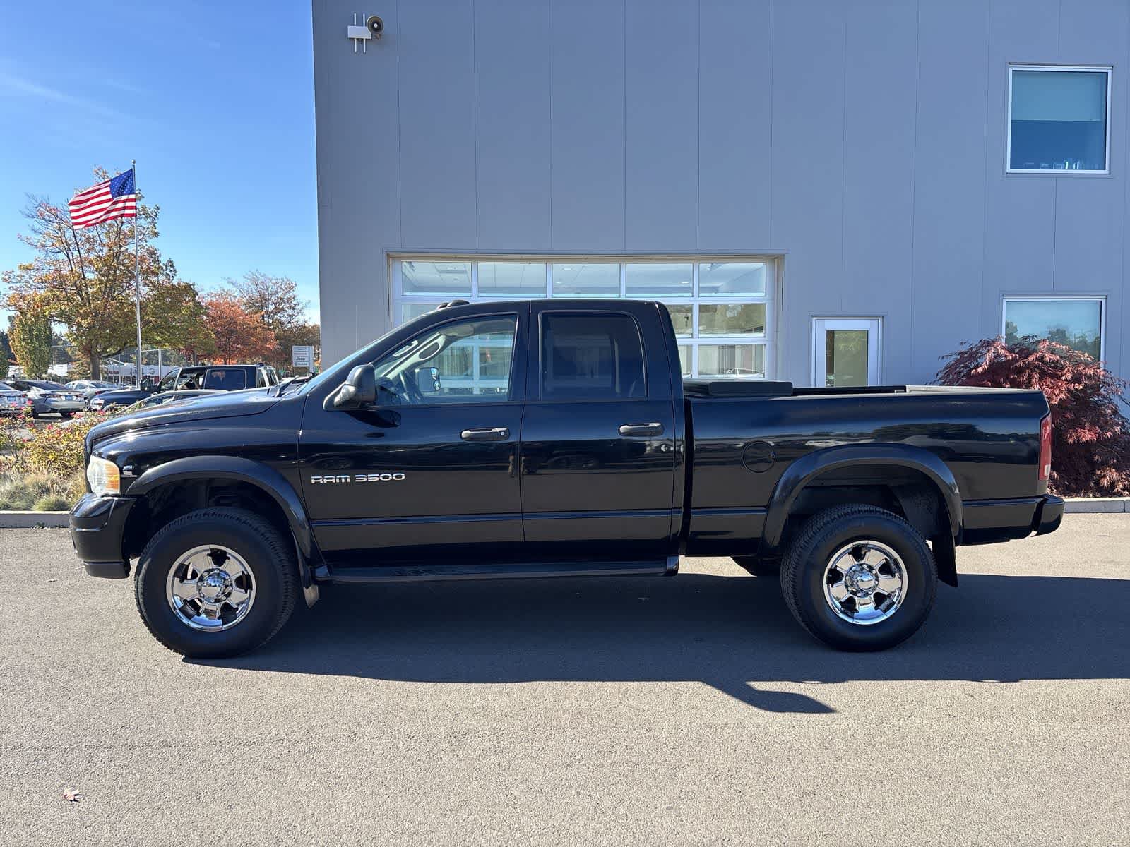Used 2003 Dodge Ram 3500 Truck SLT AWD/4WD image 2