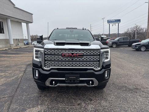 Used 2021 GMC Sierra 2500 Denali w/ Denali Black Diamond Edition image 2