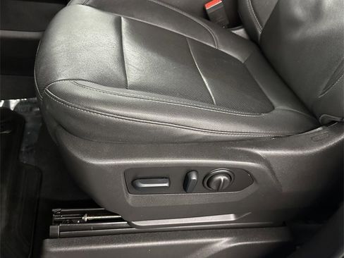 Used 2022 Chevrolet Silverado 2500 LTZ w/ LTZ Plus Package image 14