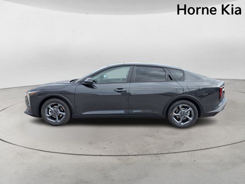 New 2026 Kia K4 FWD image 6