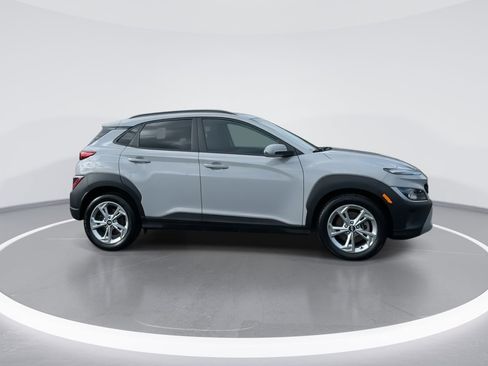 Certified 2023 Hyundai Kona SEL w/ Convenience Package image 8