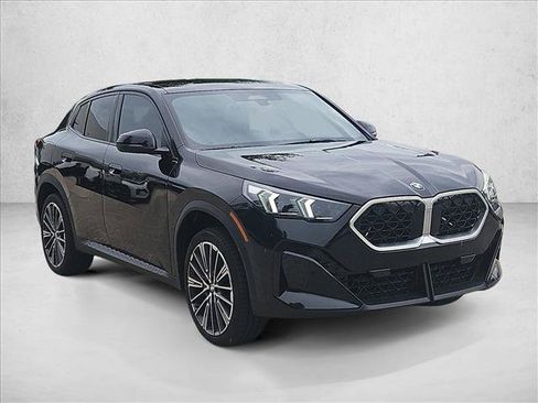 Used 2026 BMW X2 xDrive28i w/ Technology Package AWD/4WD image 5
