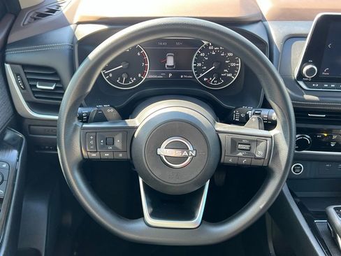 Used 2023 Nissan Rogue S AWD/4WD image 22