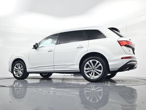 Used 2025 Audi Q7 3.0T Premium Plus AWD/4WD image 60