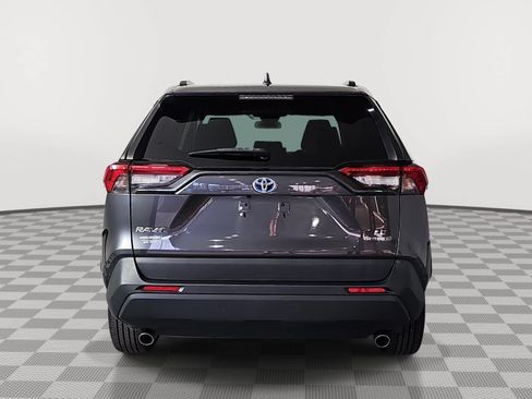 Used 2021 Toyota RAV4 LE AWD/4WD image 7