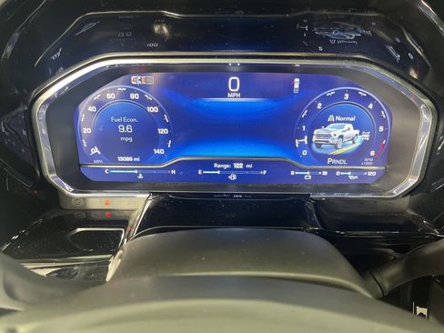 Used 2025 Chevrolet Silverado 2500 LT w/ Trail Boss Package AWD/4WD image 32