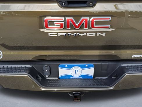 Used 2023 GMC Canyon AT4 w/ AT4 Premium Package AWD/4WD image 48