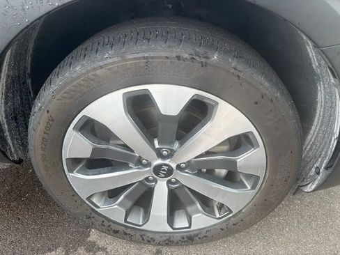 Used 2020 Kia Telluride S AWD/4WD image 4