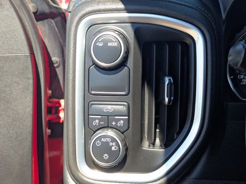 Used 2022 Chevrolet Silverado 1500 LT image 32