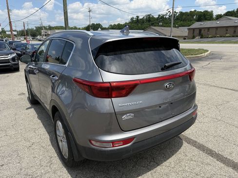 Used 2019 Kia Sportage LX w/ LX Popular Package image 11