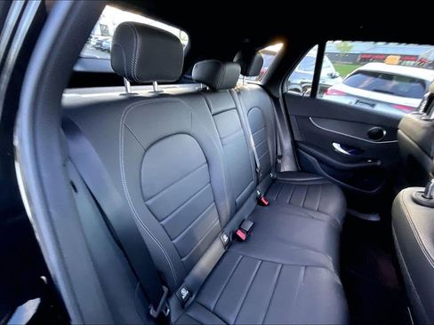Certified 2022 Mercedes-Benz GLC 300 4MATIC image 19