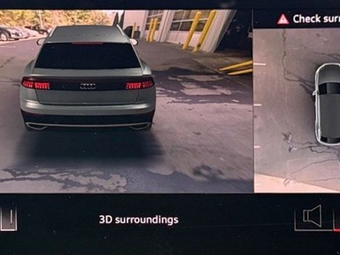 Used 2021 Audi Q8 Premium Plus w/ Premium Plus Package image 21