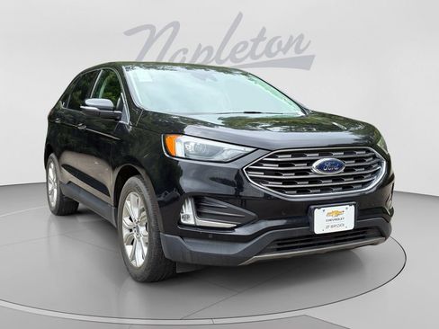 Used 2022 Ford Edge Titanium AWD/4WD image 3