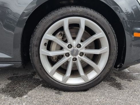 Used 2019 Audi A4 2.0T Premium w/ Convenience Package image 12