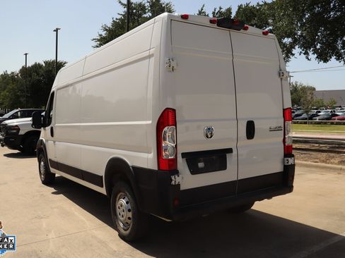 Used 2024 RAM ProMaster 2500 w/ Convenience Group FWD image 6