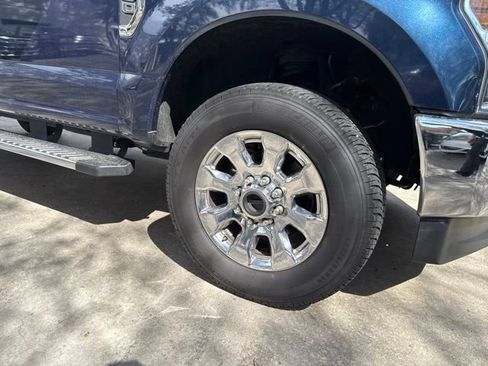 Used 2019 Ford F250 Lariat w/ Lariat Ultimate Package AWD/4WD image 5