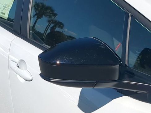 New 2026 Toyota Prius SE image 12