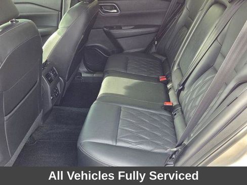 Used 2024 Nissan Rogue Platinum w/ Platinum Premium Package FWD image 10