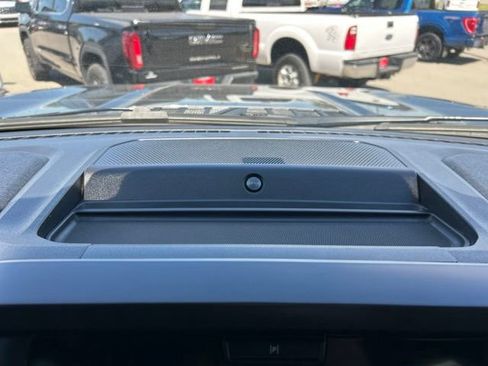 Used 2025 Ford F150 Lariat AWD/4WD image 17