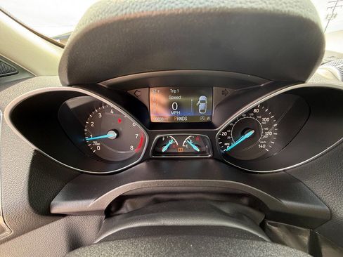 Used 2018 Ford Escape Titanium w/ Ford Safe & Smart Package AWD/4WD image 24