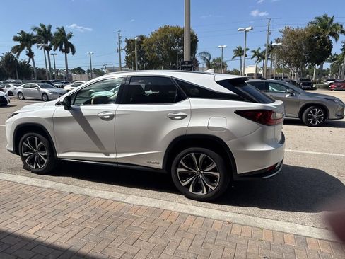 Used 2021 Lexus RX 450h AWD w/ Premium Package image 9