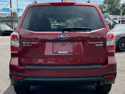 Used 2015 Subaru Forester 2.5i Premium AWD/4WD image 4