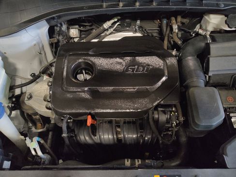 Used 2017 Kia Sorento AWD image 30