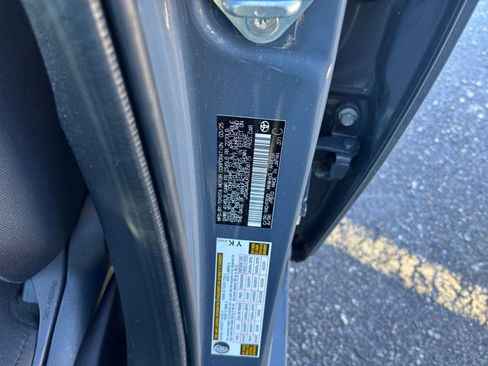 Used 2025 Toyota Prius LE image 27