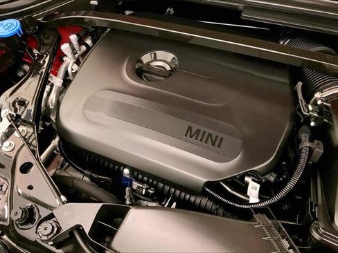 Certified 2025 MINI Cooper Countryman S w/ Comfort Package Max image 31