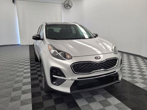 Used 2021 Kia Sportage EX image 14